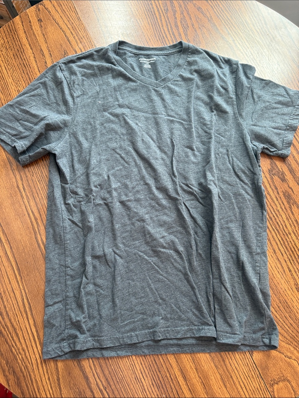 Amazon Essentials Men's Charcoal Gray V-Neck T-Shirt